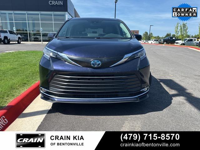 used 2022 Toyota Sienna car, priced at $36,900