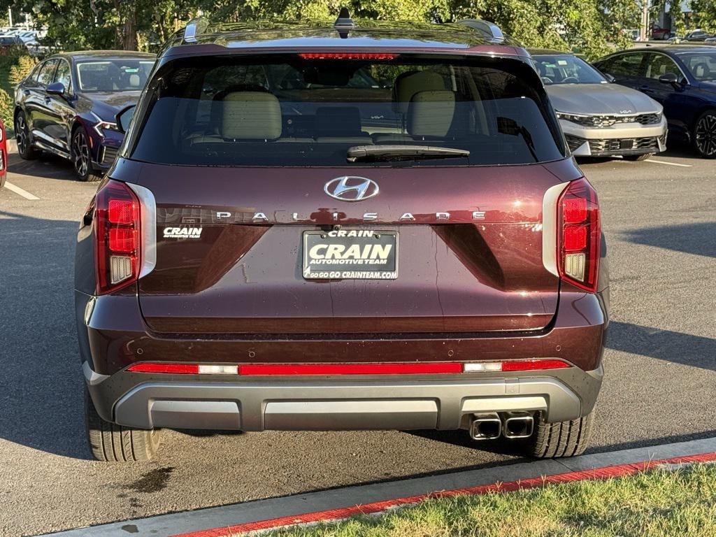 used 2024 Hyundai Palisade car, priced at $34,500