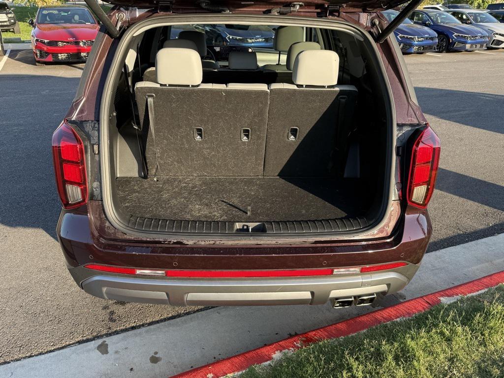 used 2024 Hyundai Palisade car, priced at $34,500