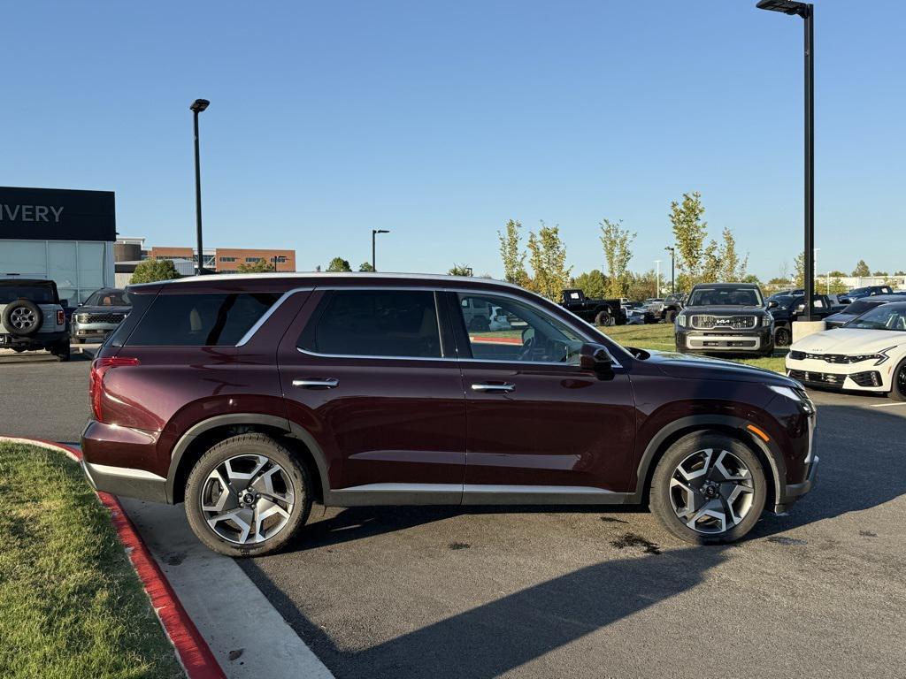 used 2024 Hyundai Palisade car, priced at $34,500