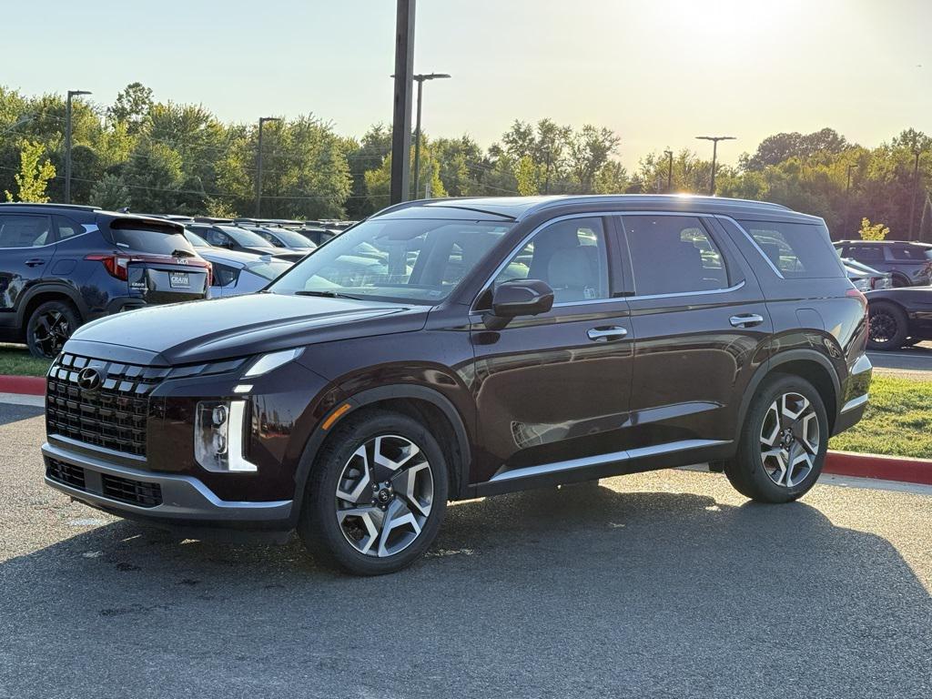 used 2024 Hyundai Palisade car, priced at $34,500