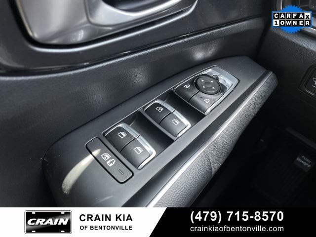 used 2023 Kia Sorento car, priced at $24,900