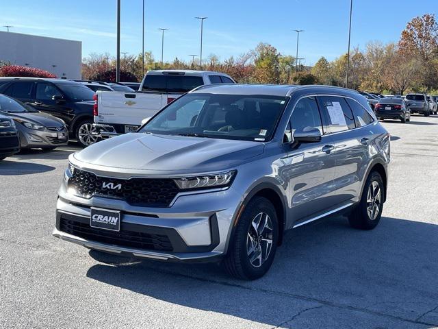 used 2022 Kia Sorento Hybrid car, priced at $26,900