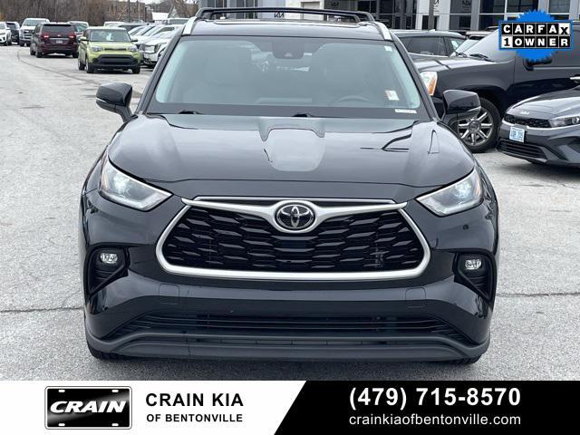 used 2021 Toyota Highlander car, priced at $29,600