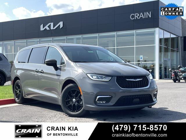 used 2023 Chrysler Pacifica car, priced at $23,500