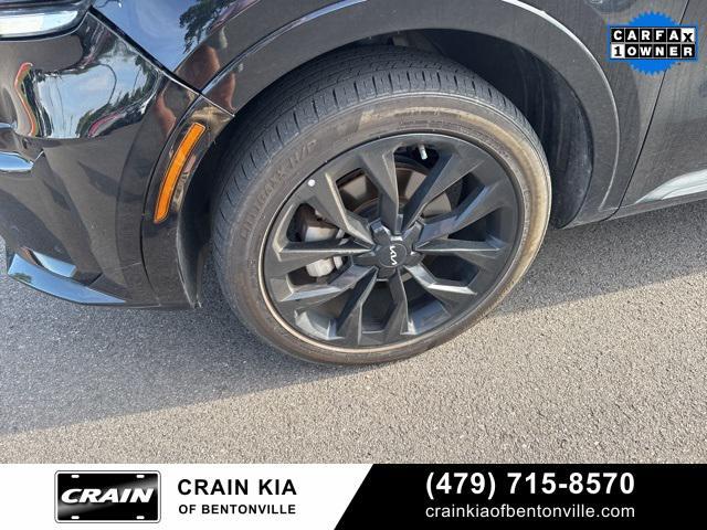 used 2022 Kia Sorento car, priced at $29,900
