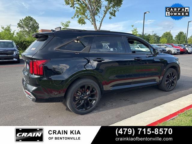 used 2022 Kia Sorento car, priced at $29,900