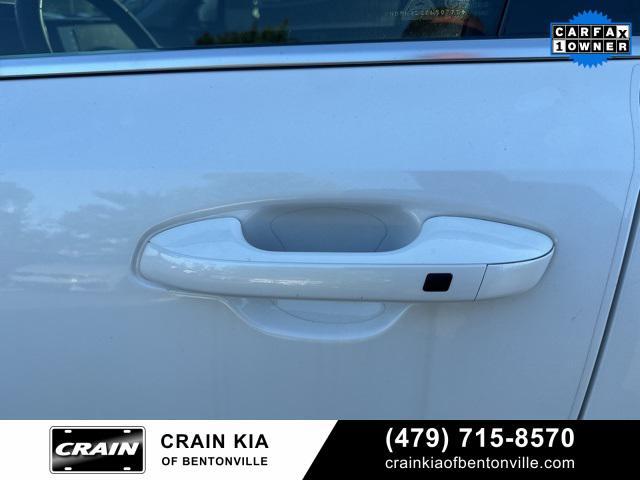 used 2022 Kia Sorento Hybrid car, priced at $27,000