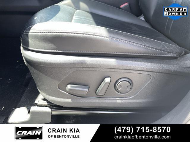used 2022 Kia Sorento Hybrid car, priced at $26,400