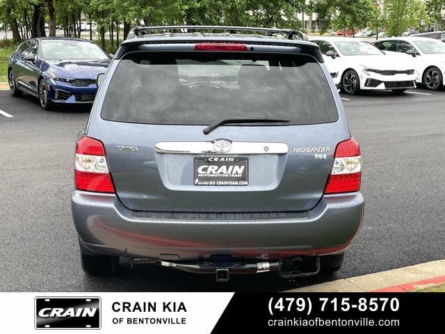 used 2006 Toyota Highlander Hybrid car, priced at $7,200