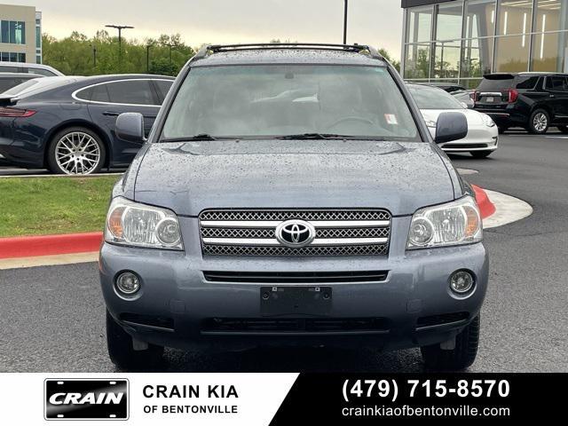 used 2006 Toyota Highlander Hybrid car, priced at $7,200