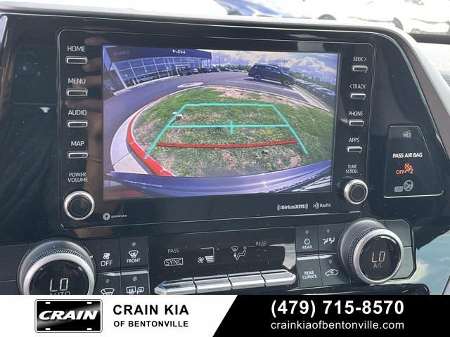 used 2020 Toyota Highlander car, priced at $29,200