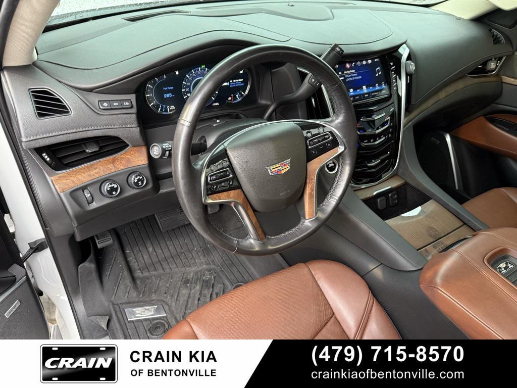 used 2020 Cadillac Escalade car, priced at $42,900
