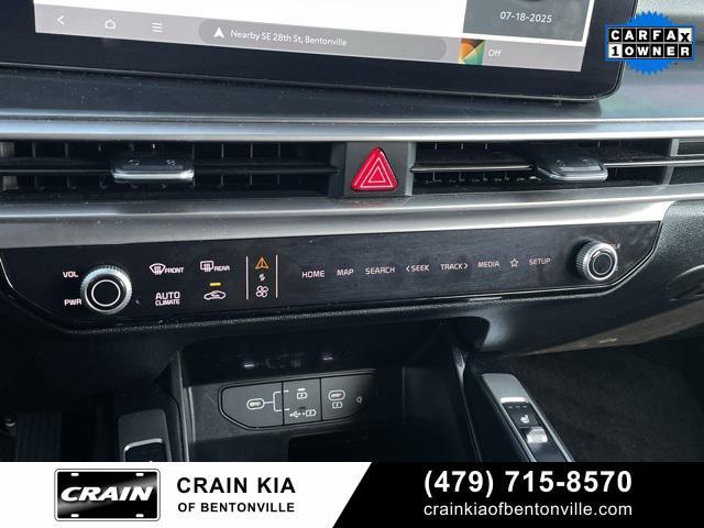 used 2024 Kia Sorento car, priced at $28,800