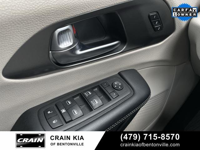 used 2023 Chrysler Pacifica Hybrid car, priced at $25,400