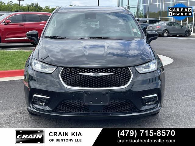 used 2023 Chrysler Pacifica Hybrid car, priced at $25,400