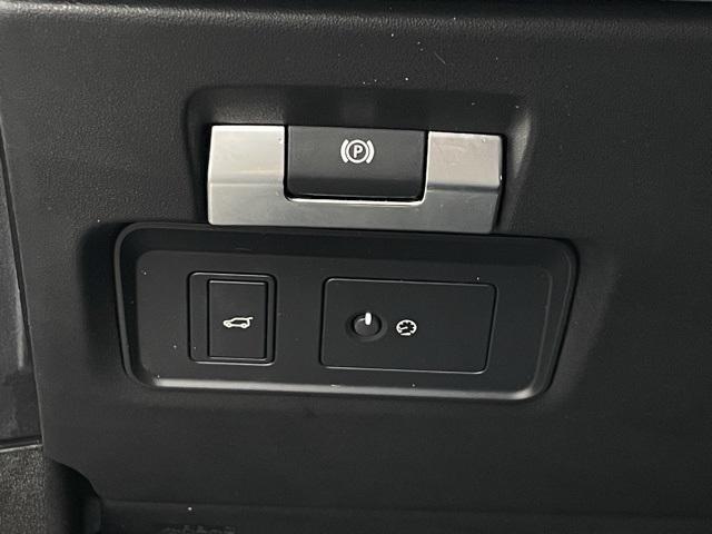 used 2020 Land Rover Range Rover Evoque car, priced at $28,000
