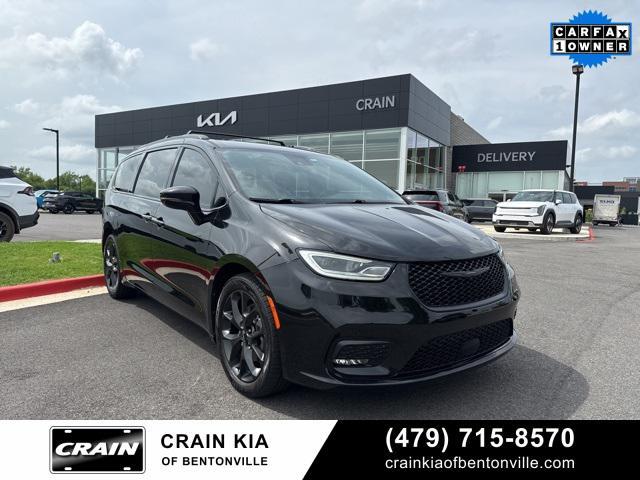 used 2021 Chrysler Pacifica car, priced at $23,900