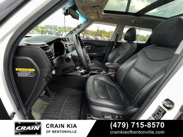 used 2016 Kia Soul car, priced at $10,900
