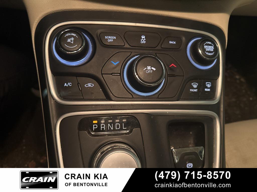 used 2016 Chrysler 200 car, priced at $14,700