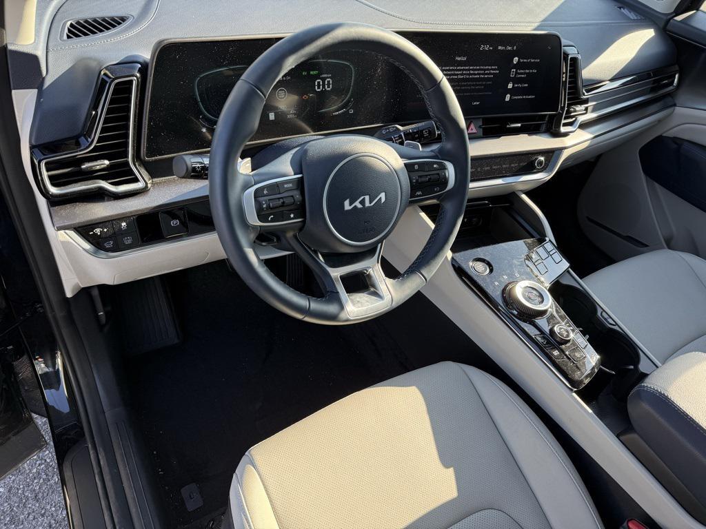 used 2025 Kia Sportage Hybrid car, priced at $31,900