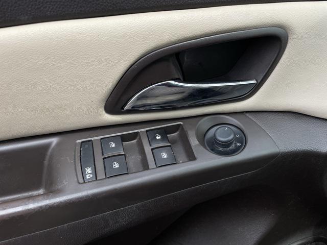 used 2014 Chevrolet Cruze car, priced at $9,900