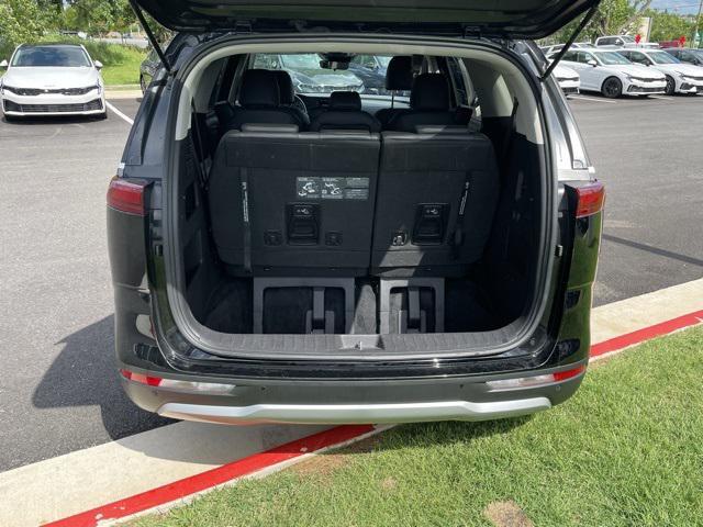 used 2024 Kia Carnival car, priced at $32,900