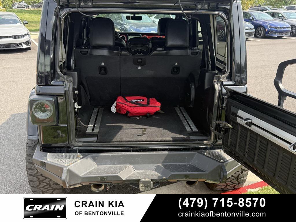 used 2020 Jeep Wrangler Unlimited car, priced at $31,400