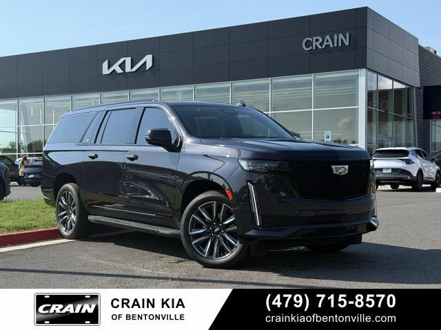 used 2024 Cadillac Escalade ESV car, priced at $86,400