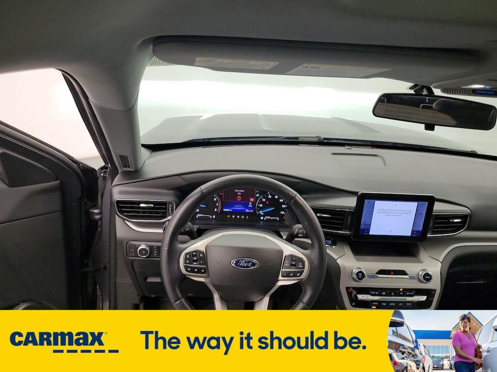 used 2022 Ford Explorer car, priced at $29,998