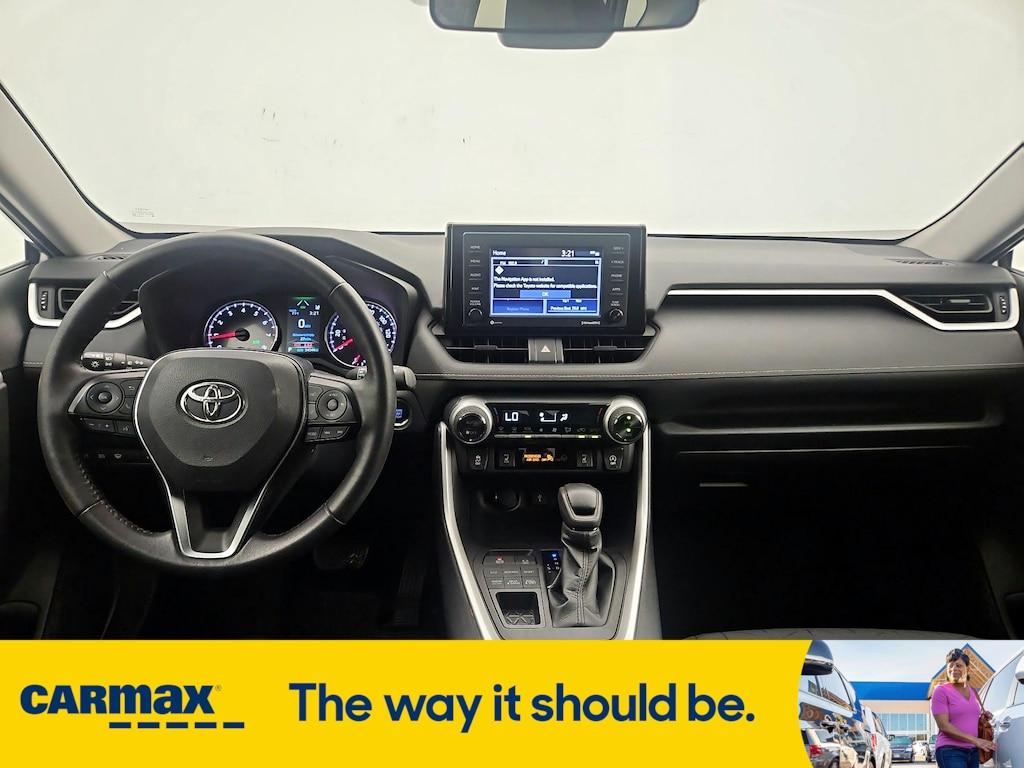 used 2020 Toyota RAV4 car, priced at $26,998