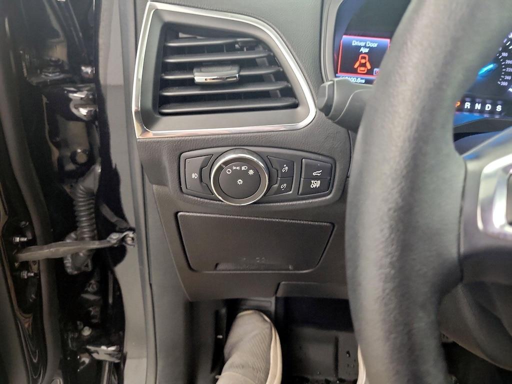 used 2022 Ford Edge car, priced at $29,998