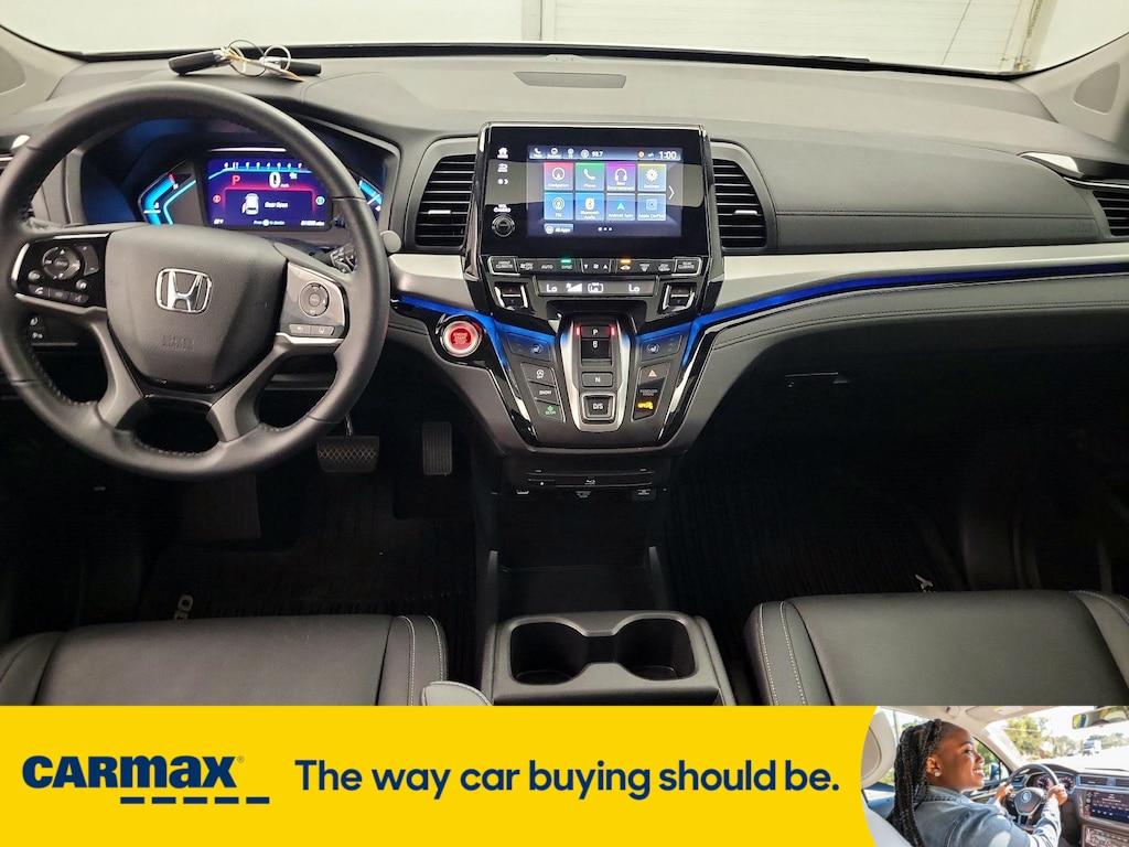 used 2024 Honda Odyssey car, priced at $44,998