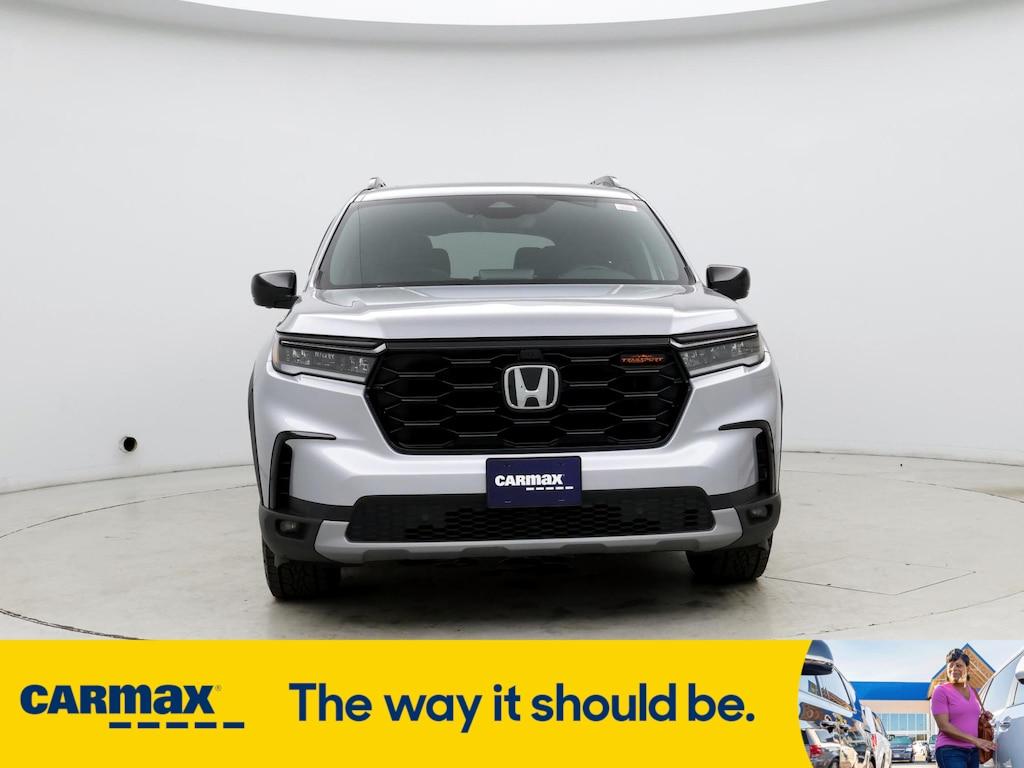 used 2023 Honda Pilot car, priced at $41,998