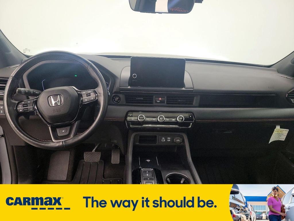 used 2023 Honda Pilot car, priced at $41,998