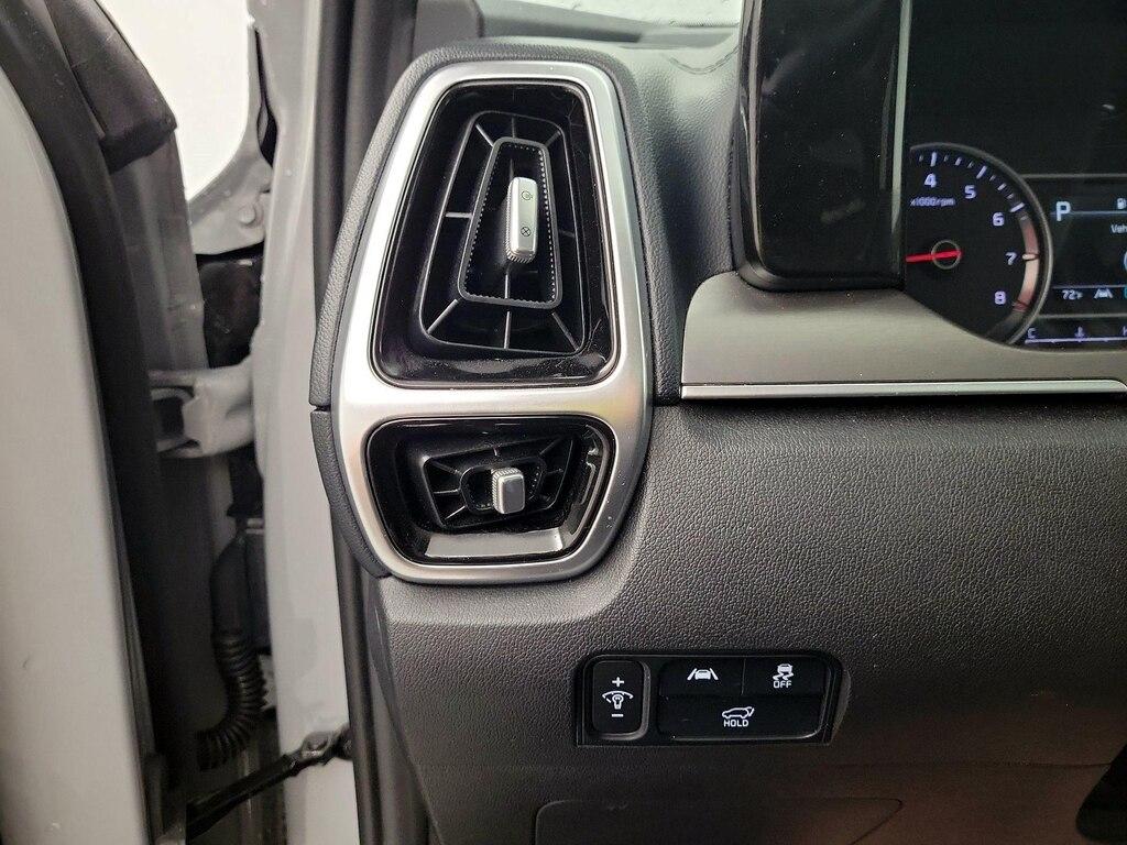 used 2022 Kia Sorento car, priced at $31,998
