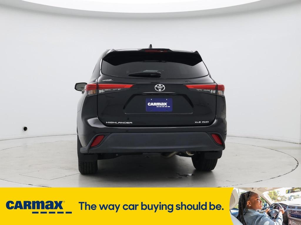 used 2021 Toyota Highlander car, priced at $36,998