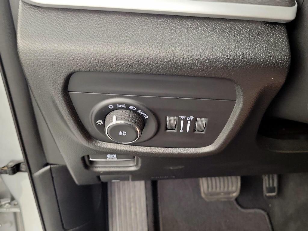 used 2023 Jeep Grand Cherokee L car, priced at $37,998