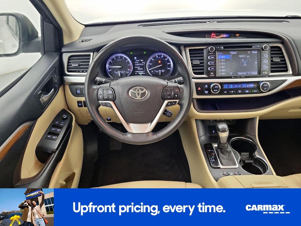 used 2018 Toyota Highlander car, priced at $29,998