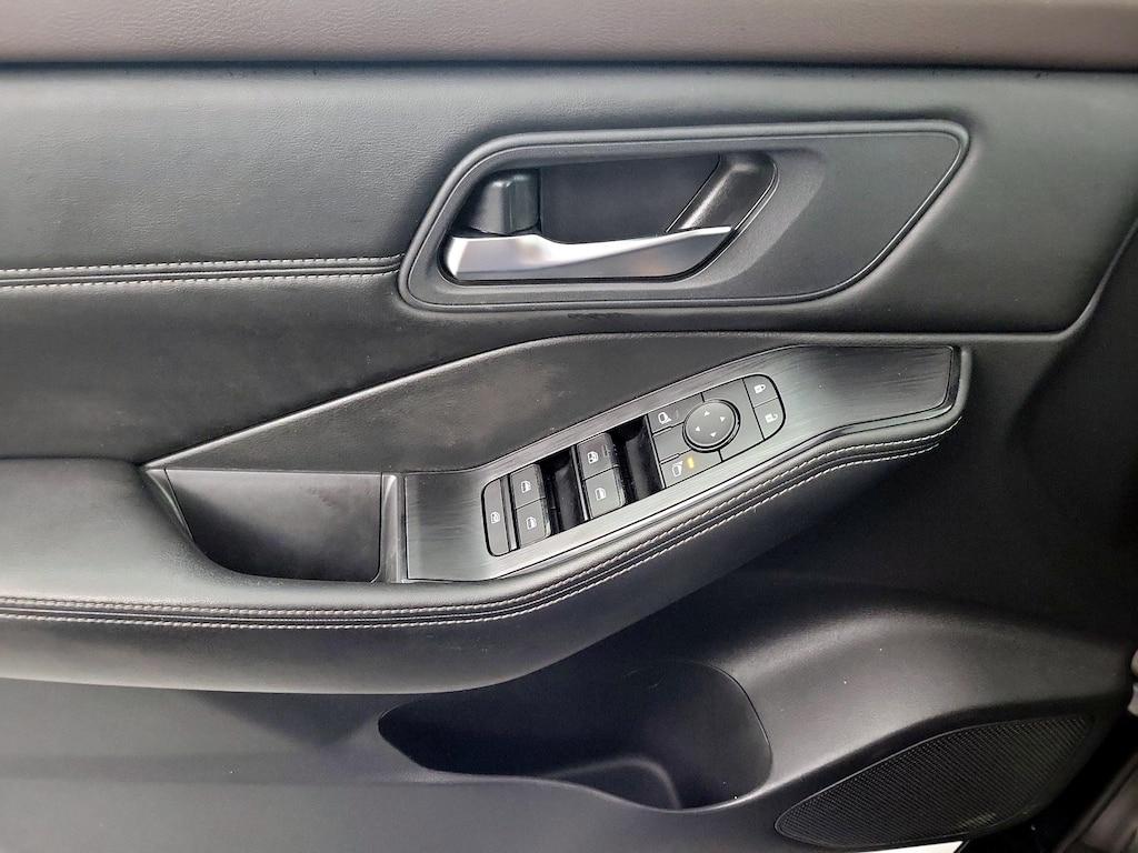 used 2023 Nissan Rogue car, priced at $23,998