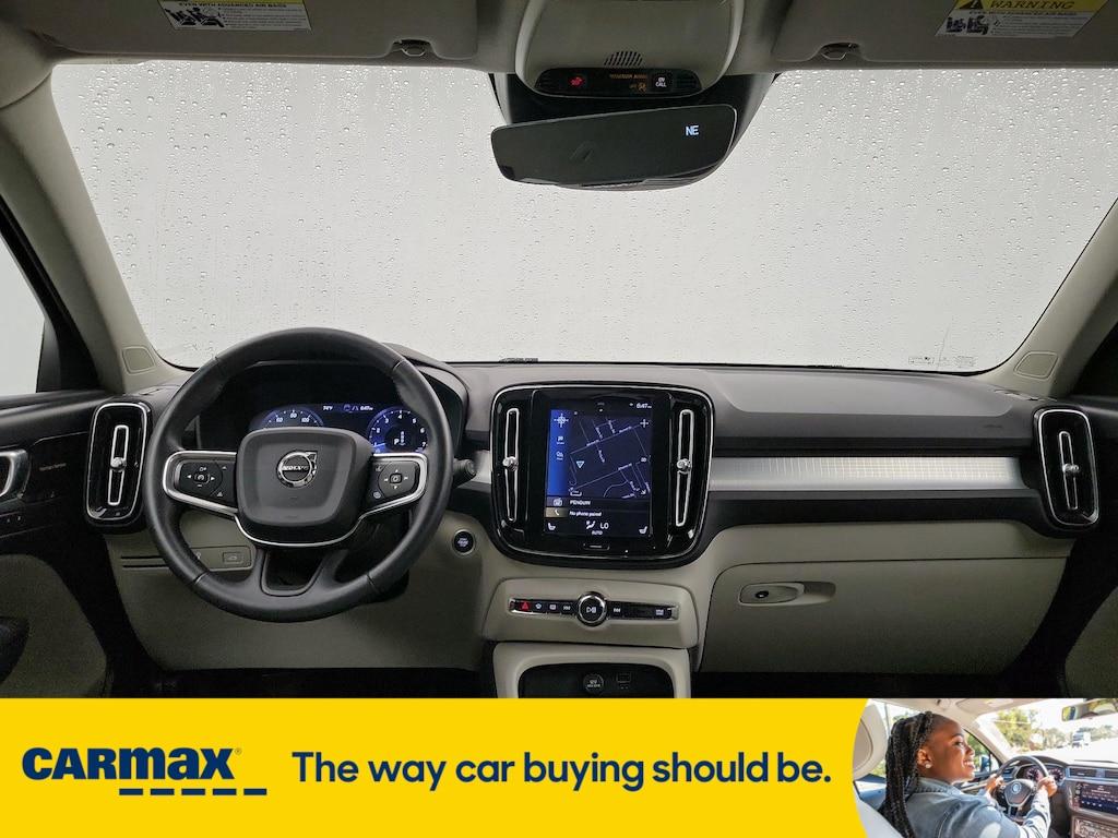 used 2020 Volvo XC40 car, priced at $25,998