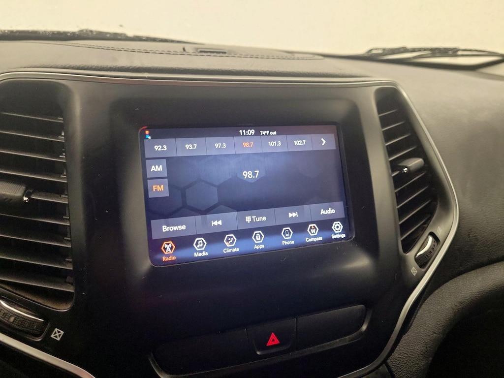 used 2019 Jeep Cherokee car, priced at $16,998