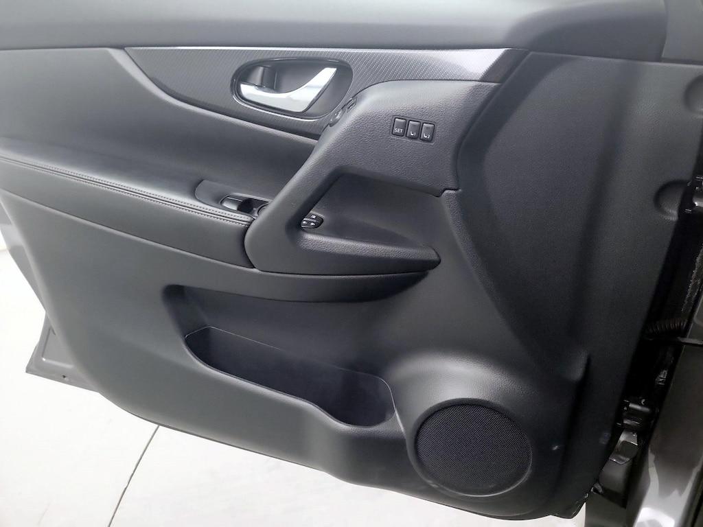 used 2020 Nissan Rogue car, priced at $24,998