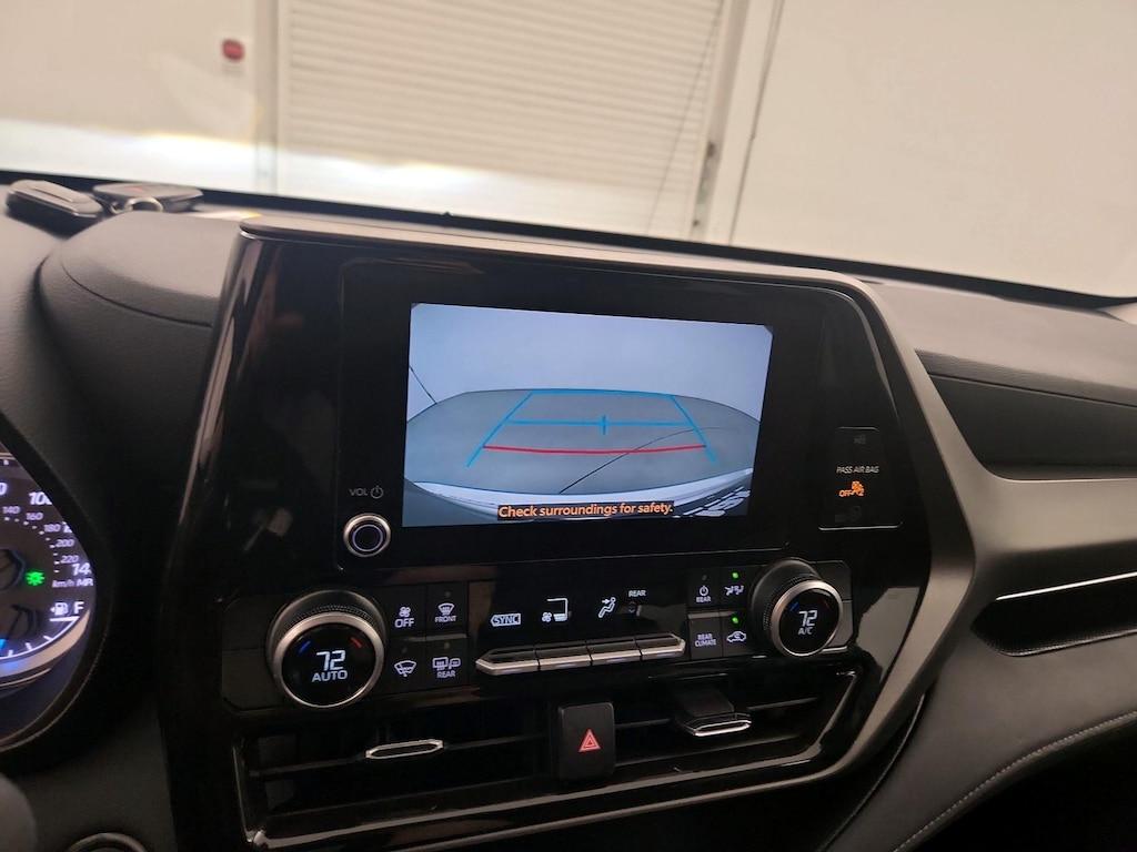 used 2023 Toyota Highlander Hybrid car, priced at $42,998