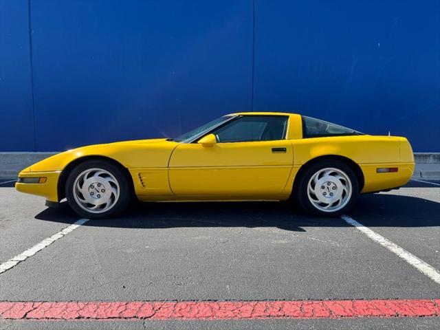 used 1995 Chevrolet Corvette car, priced at $14,900