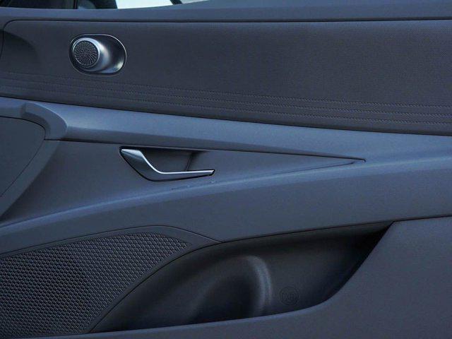 new 2025 Hyundai Elantra car, priced at $22,340