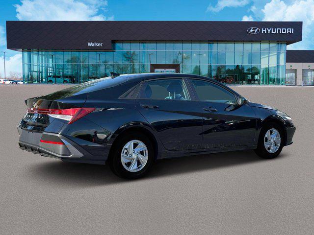 new 2025 Hyundai Elantra car, priced at $22,286
