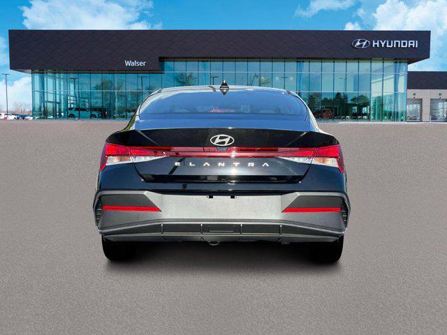 new 2025 Hyundai Elantra car, priced at $22,286
