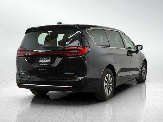 used 2023 Chrysler Pacifica Hybrid car, priced at $29,998