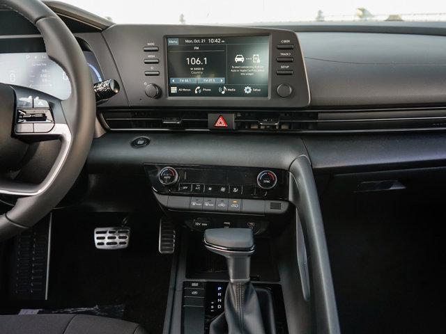new 2025 Hyundai Elantra car, priced at $23,684